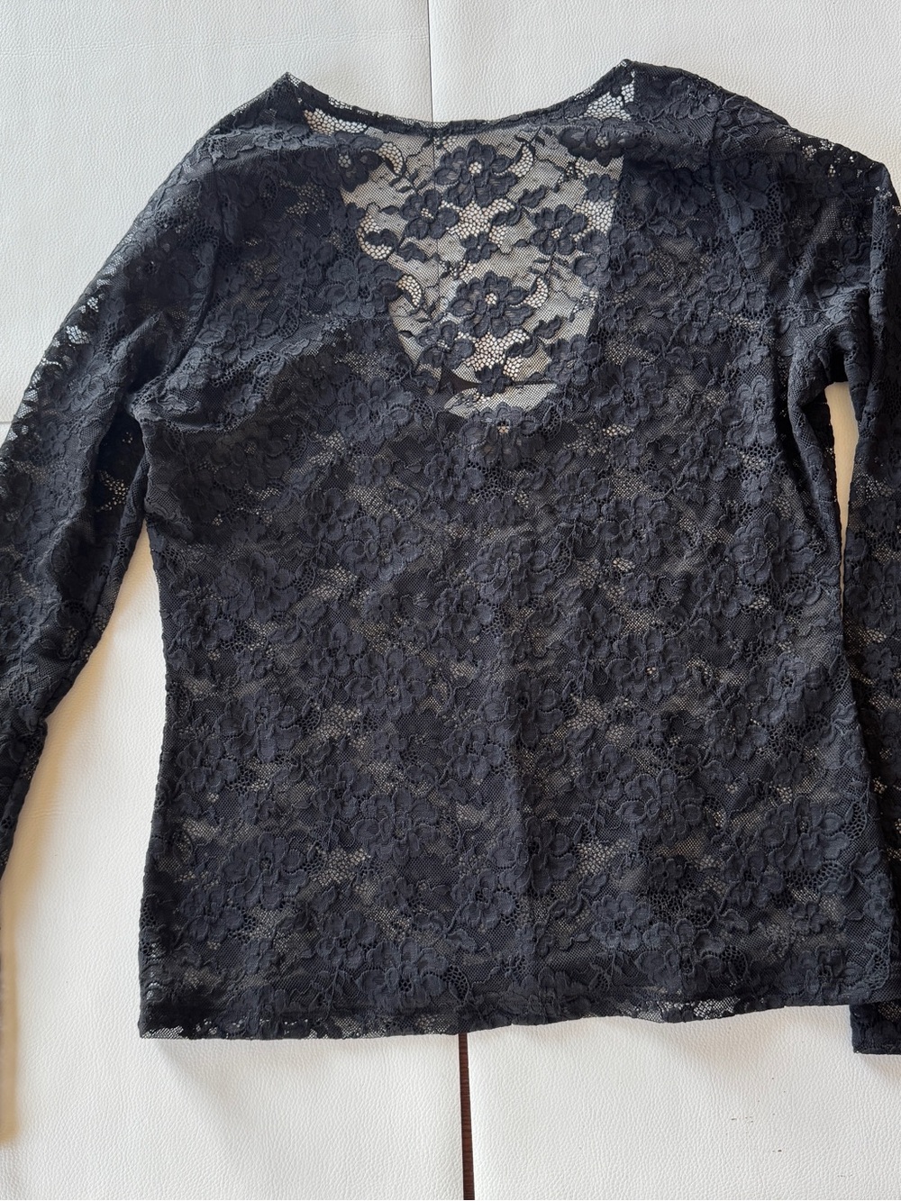 Abercrombie & Fitch Women's Black Lace Long-Sleeve Top